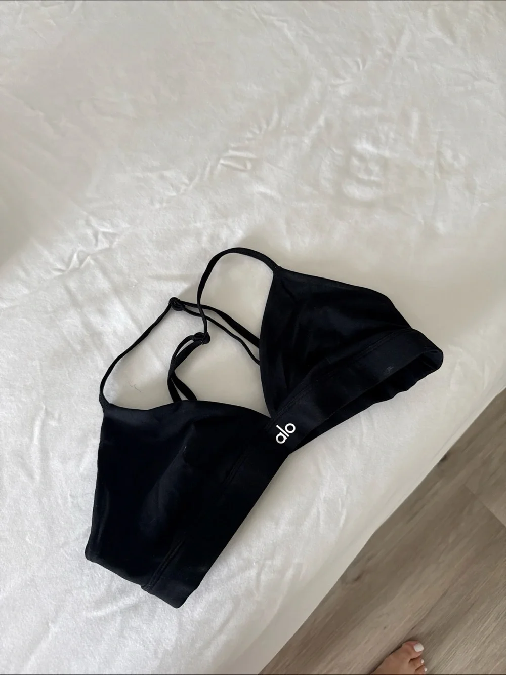 ALO Yoga supportive sports
